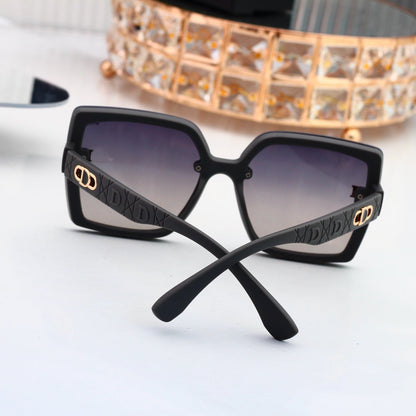 4 colors New hot HD lenses Full frame design sunglasses 4033