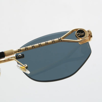 4 colors New hot HD lenses frameless design sunglasses 68097