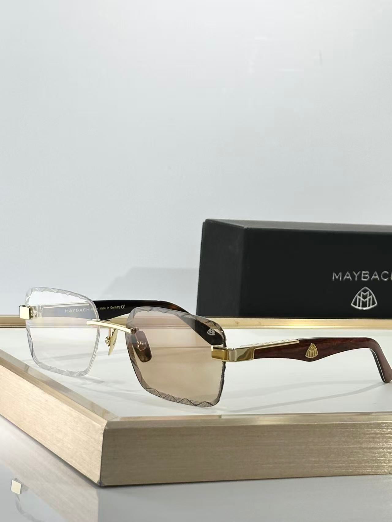 8 Colors Hot Sunglasses  19954