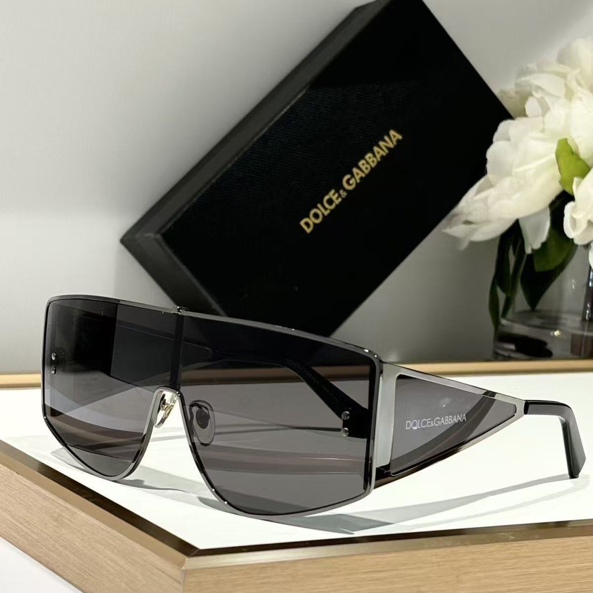 8 colors New hot HD lenses Frameless design sunglasses