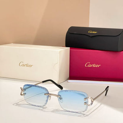 Diamond-cut glasses that change color when exposed to ultraviolet light