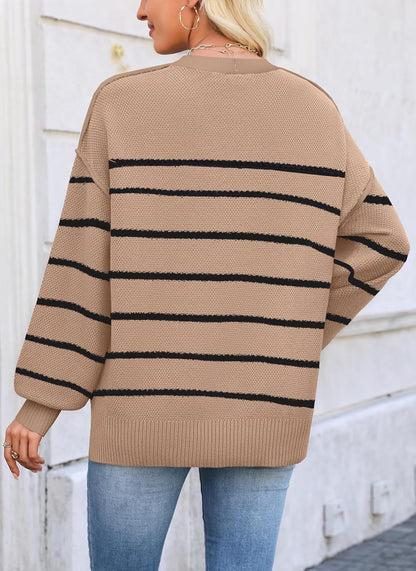 WEACZZY Women's Crew Neck Sweaters Oversized Pullover Sweatshirt Long Sleeve Side Slit Hem Color-Block Trim Fashion Tops 2026