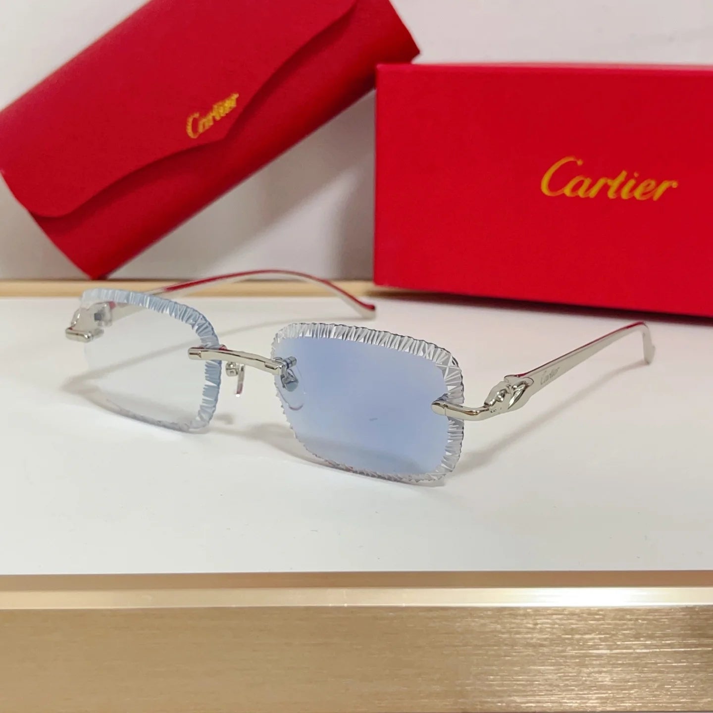 Black Panther series diamond cut lenses will change color under ultraviolet light
