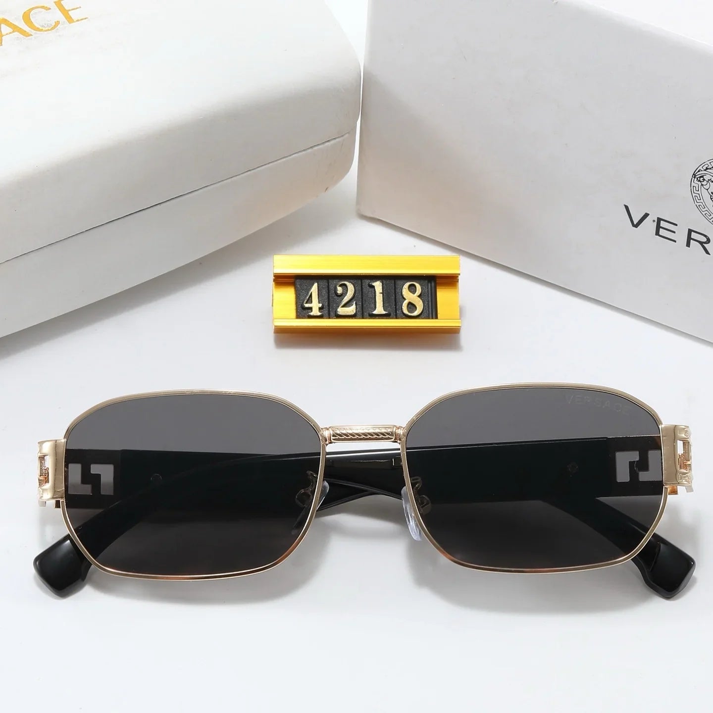 Fashion hot 4 color sunglasses 4218